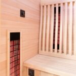Dewello® Infrarotkabine Infrarotsauna Melville 130x105 für 1-2 Personen aus Hemlockholz und Walnussholz, Vollspektrumstrahler, Bodenstrahler, LED-Farblicht, Bluetooth