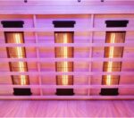 Dewello® Infrarotkabine Infrarotsauna Pierson 160x105 für 2-3 Personen aus Hemlock Holz mit Vollspektrumstrahler, Bodenstrahler, LED-Farblicht, Bluetooth, FM,MP3,USB
