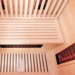 Dewello® Infrarotkabine Infrarotsauna Melville 130x105 für 1-2 Personen aus Hemlockholz und Walnussholz, Vollspektrumstrahler, Bodenstrahler, LED-Farblicht, Bluetooth