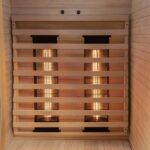 Dewello® Infrarotkabine Infrarotsauna Calgary 90cm x 90cm 1 Person inkl. Vollspektrumstrahler, Ionisator mit Aroma Therapie, LED-Farblichttherapie aus Hemlock Tannenholz