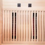 Dewello® Infrarotkabine Infrarotsauna Melville 130x105 für 1-2 Personen aus Hemlockholz und Walnussholz, Vollspektrumstrahler, Bodenstrahler, LED-Farblicht, Bluetooth